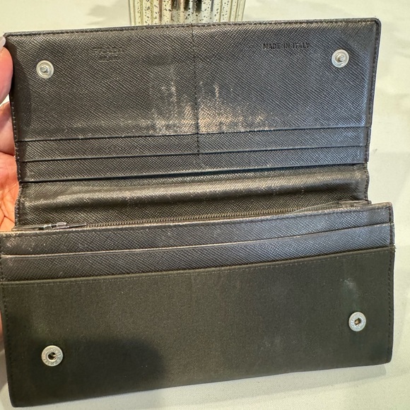 Authentic Prada nylon long wallet - Picture 12 of 15